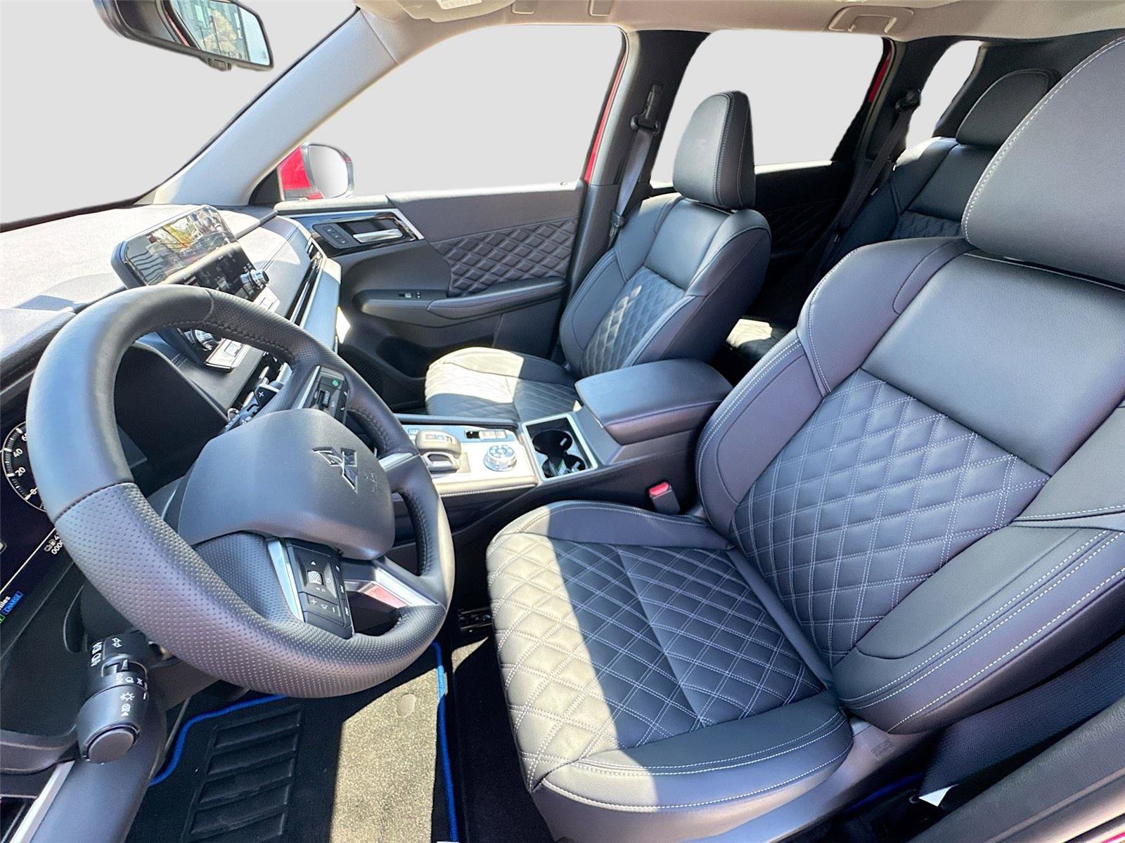 New 2025 Mitsubishi Outlander SEL image 21