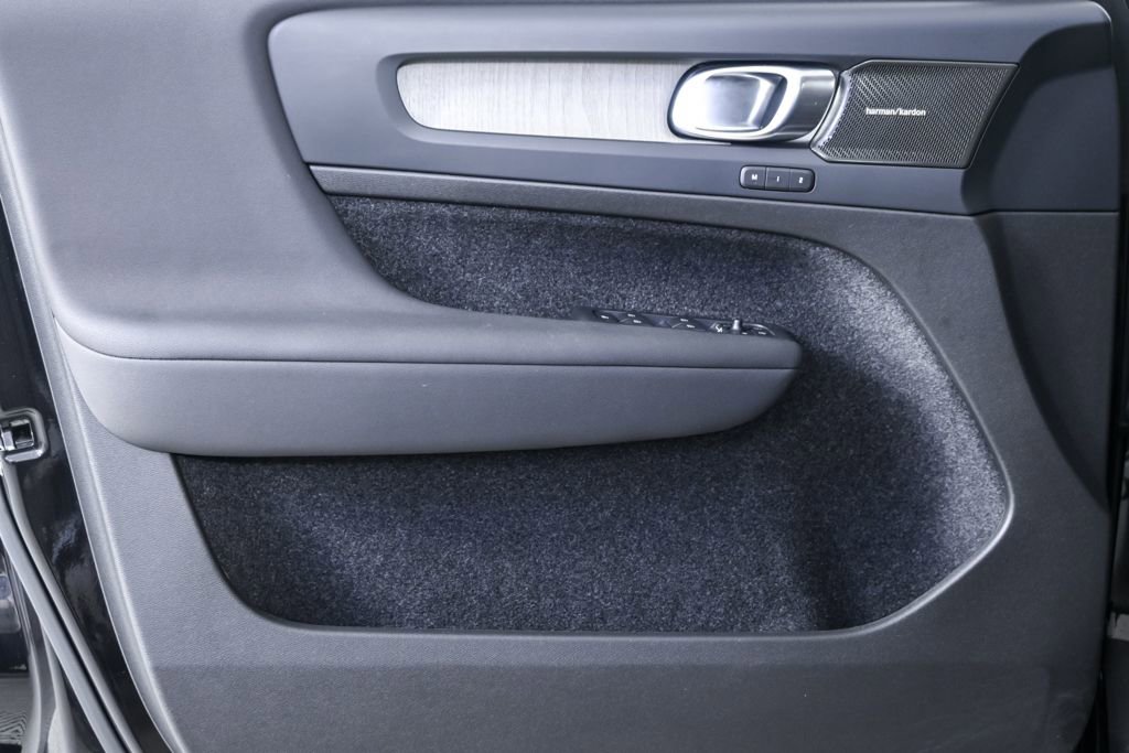 Certified 2023 Volvo XC40 B4 Plus w/ Driver Assist Package image 8