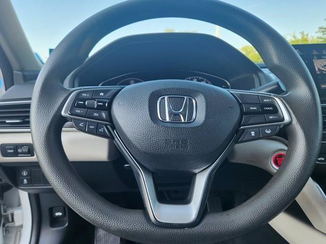 Used 2018 Honda Accord EX image 12