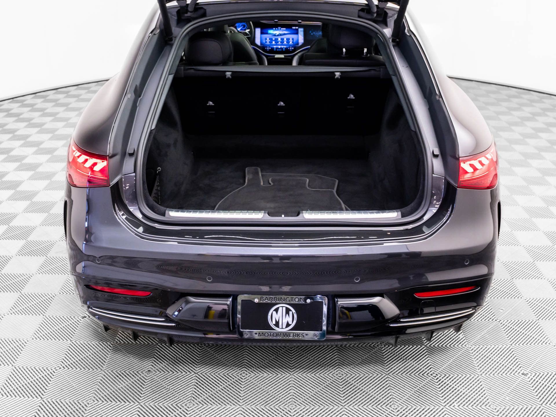 Certified 2023 Mercedes-Benz EQS 580 4MATIC Sedan image 38