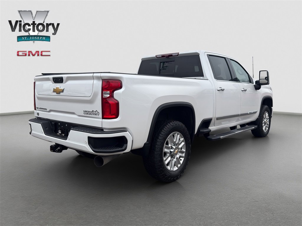 Used 2024 Chevrolet Silverado 3500 High Country w/ High Country Premium Package image 14