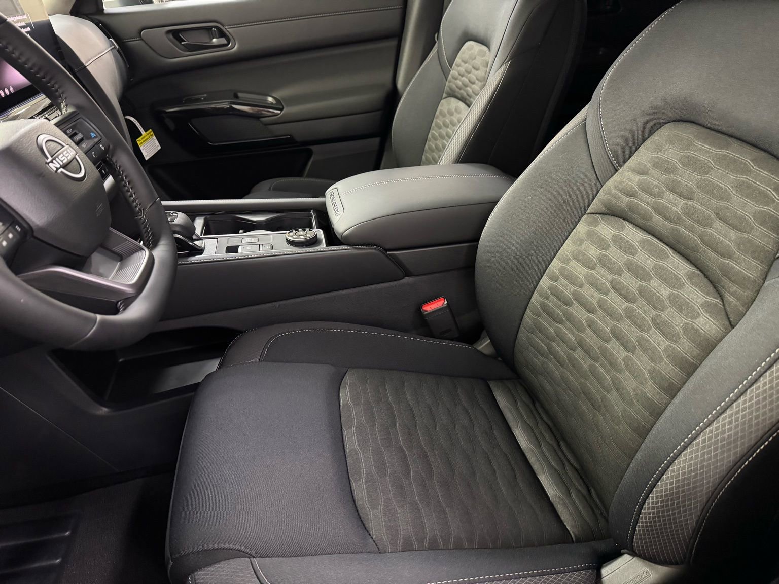 New 2026 Nissan Pathfinder SV AWD/4WD image 10