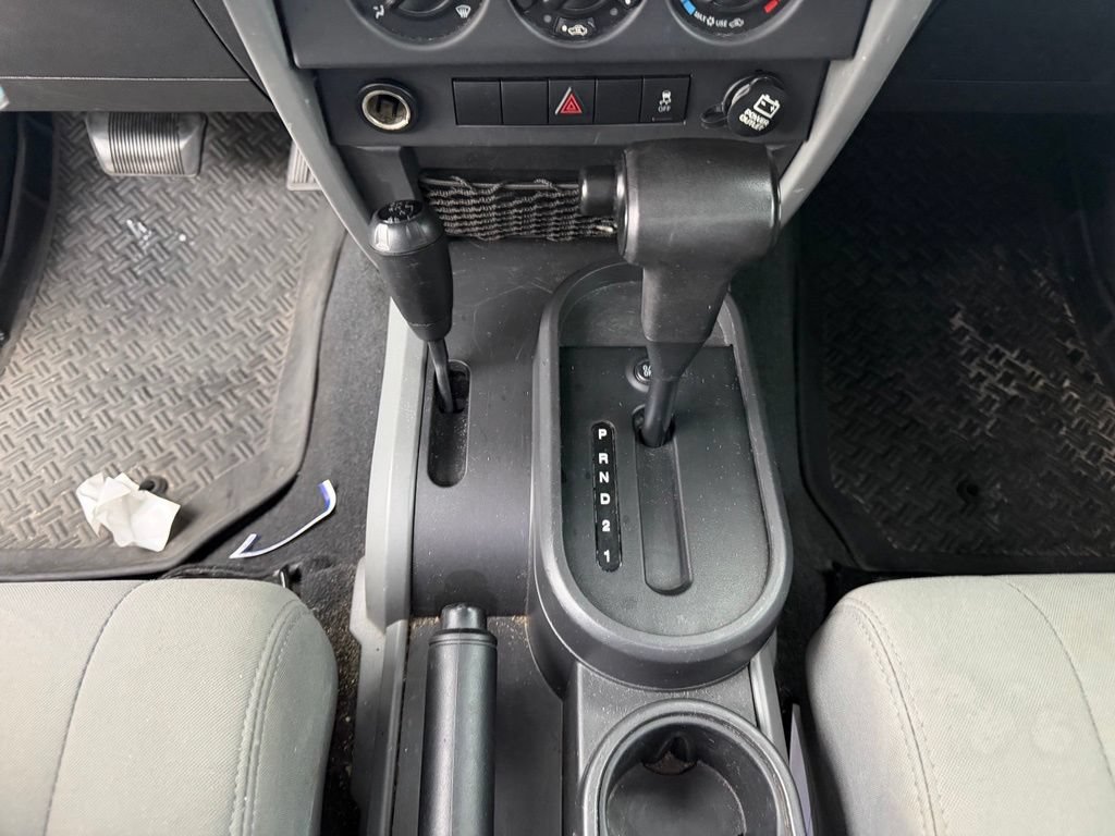 Used 2010 Jeep Wrangler Unlimited Sport AWD/4WD image 23