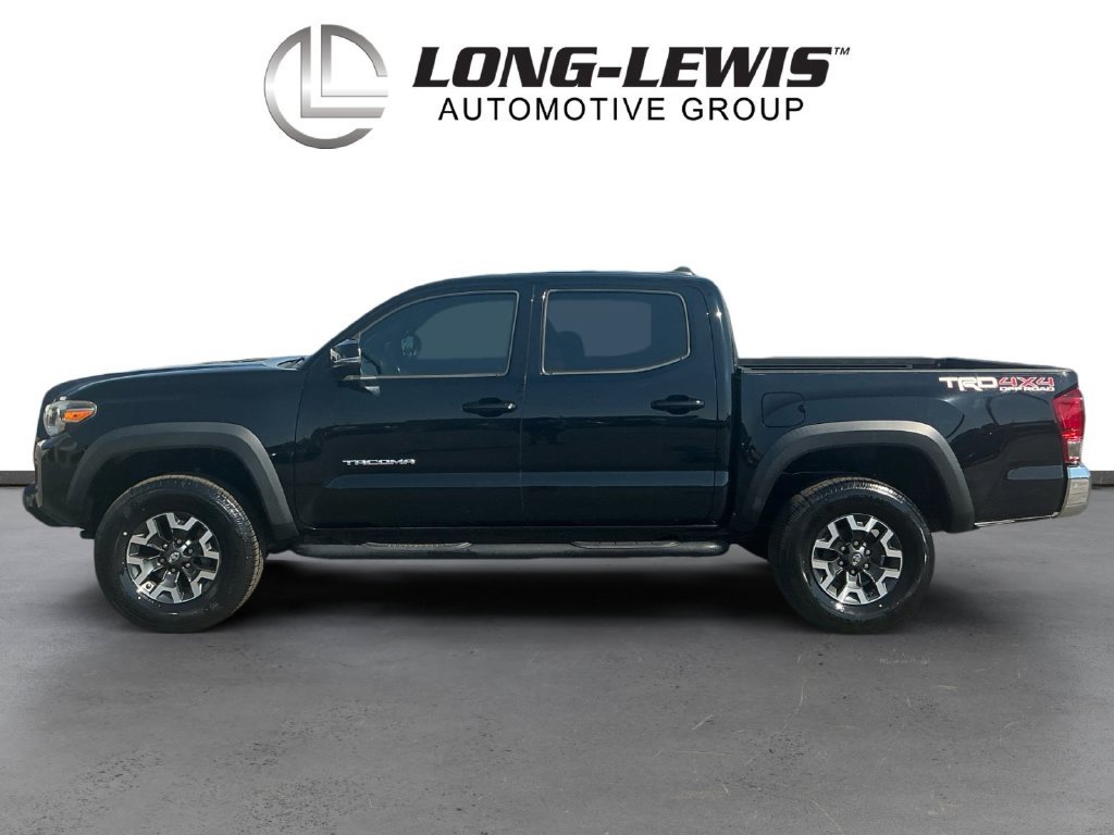 Used 2017 Toyota Tacoma TRD Off-Road w/ Tow Package (A/T) AWD/4WD image 2