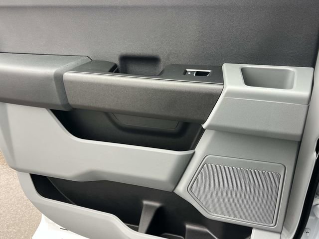 New 2026 Ford F350 XL w/ XL Chrome Package image 18