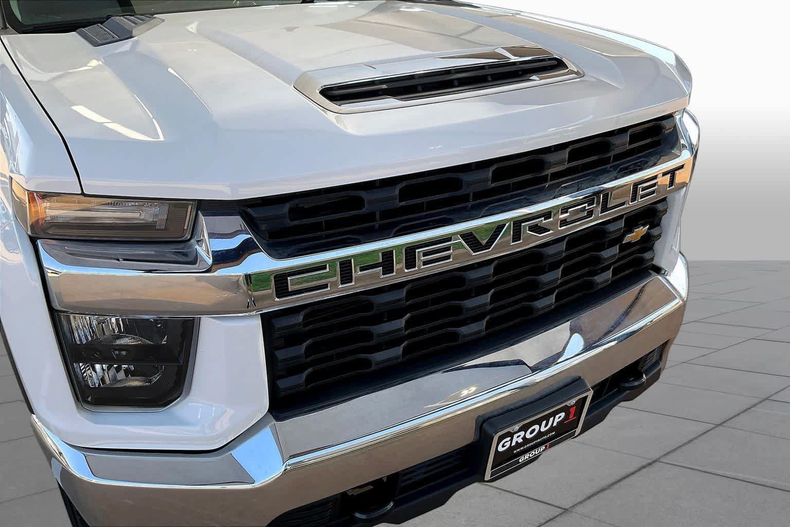 Used 2023 Chevrolet Silverado 2500 LT AWD/4WD image 28
