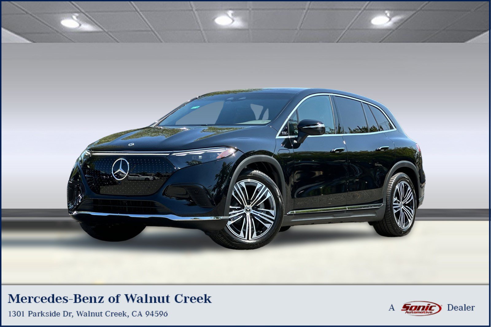 Used 2026 Mercedes-Benz EQS 400 4MATIC SUV image 1