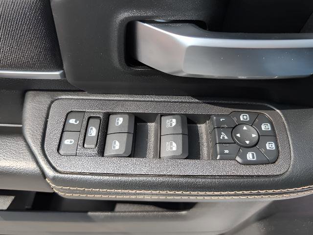 Used 2025 RAM 2500 Big Horn AWD/4WD image 16