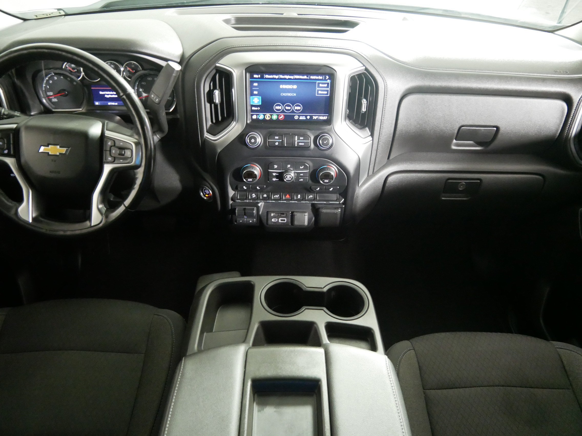 Certified 2019 Chevrolet Silverado 1500 LT w/ All-Star Edition AWD/4WD image 10