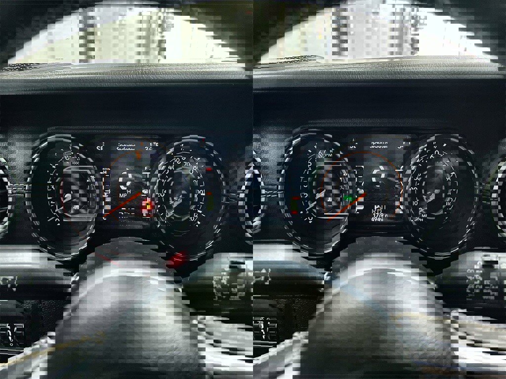 Used 2020 Jeep Wrangler Unlimited Sahara image 18