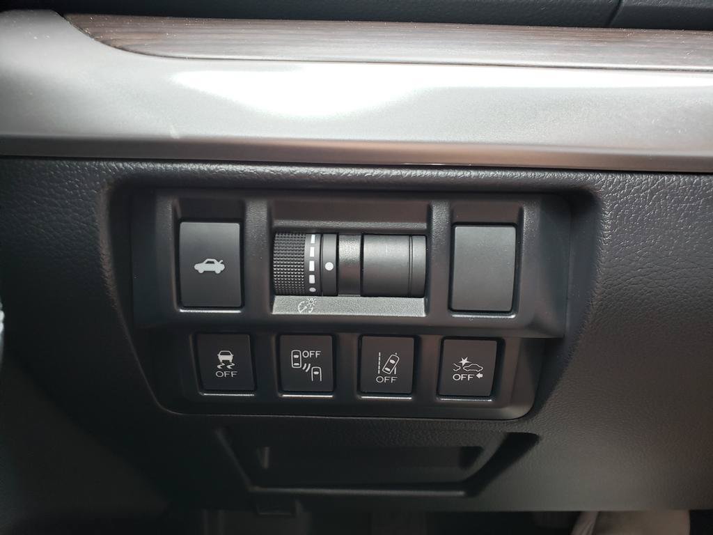Used 2019 Subaru Legacy 3.6R Limited w/ Popular Package #2A AWD/4WD image 19