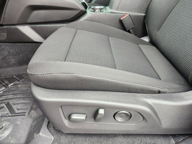 New 2025 GMC Canyon Elevation w/ Convenience Package image 17