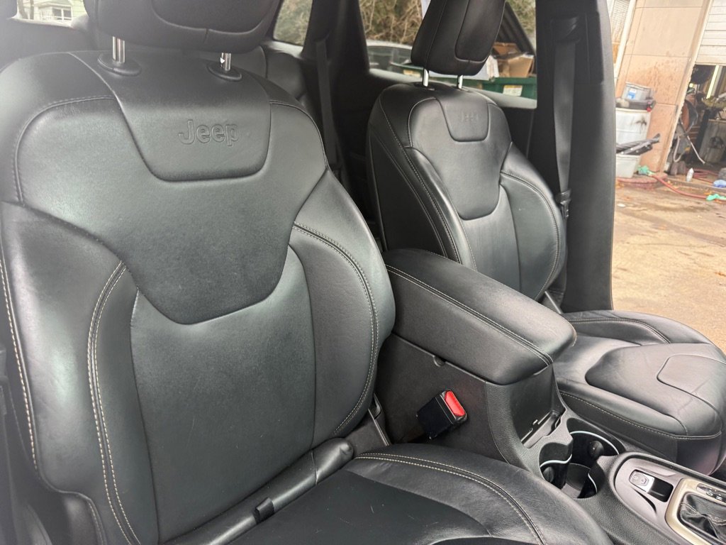 Used 2016 Jeep Cherokee Limited image 52