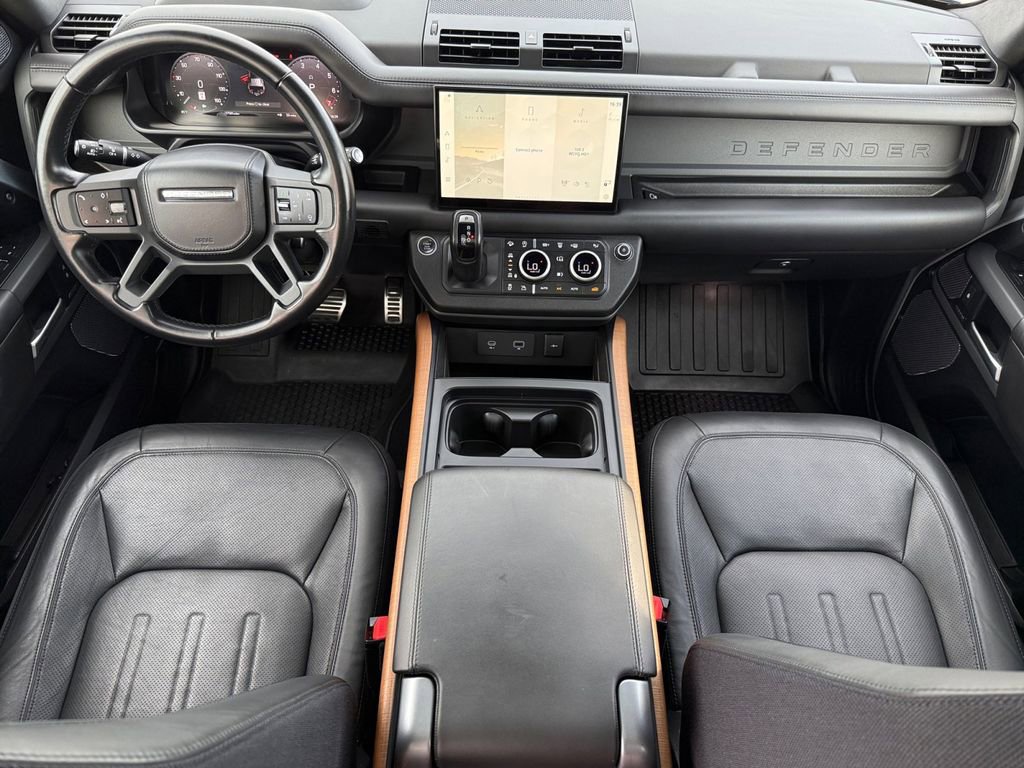 Used 2023 Land Rover Defender 110 X image 12