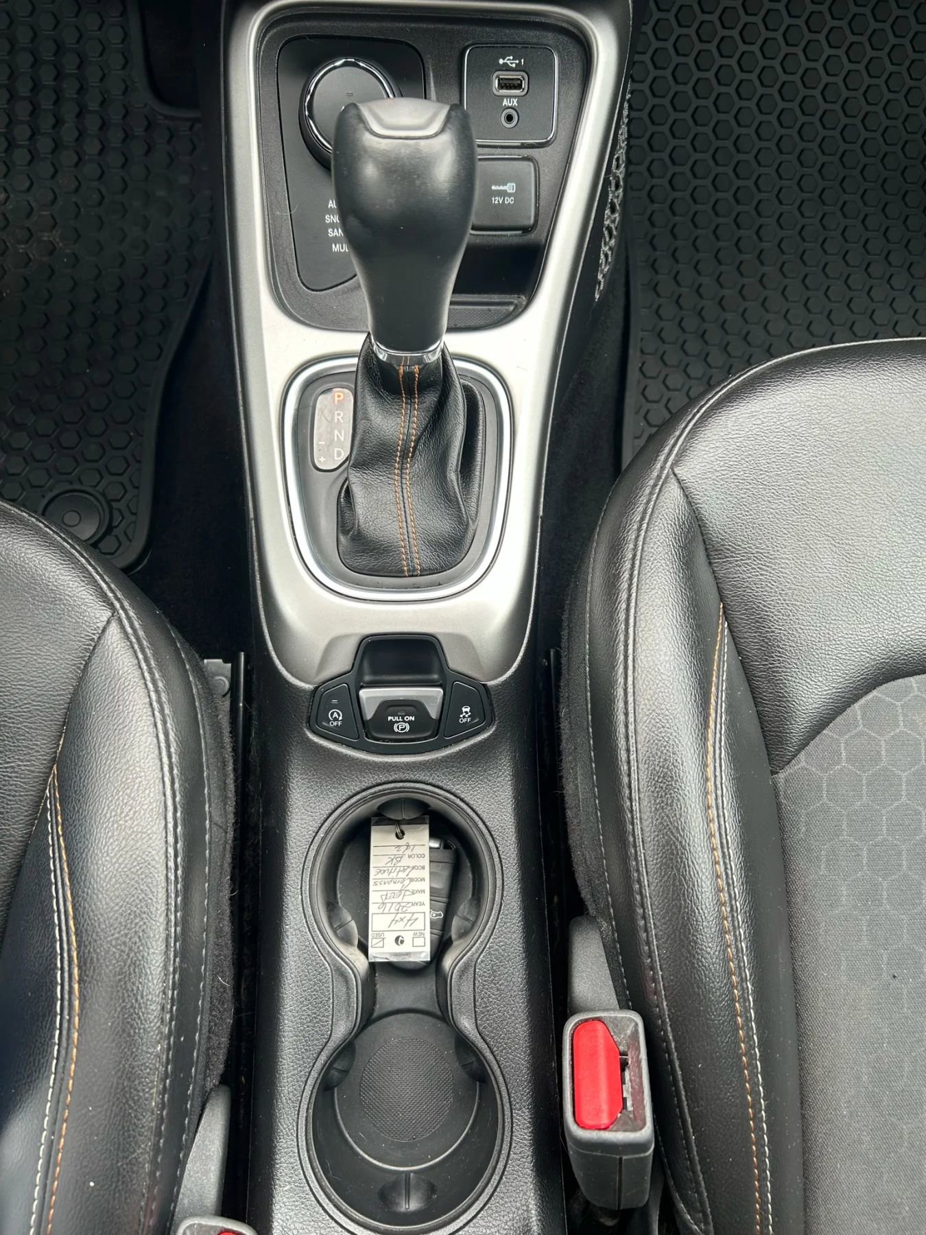 Used 2019 Jeep Compass Latitude w/ Cold Weather Group image 27