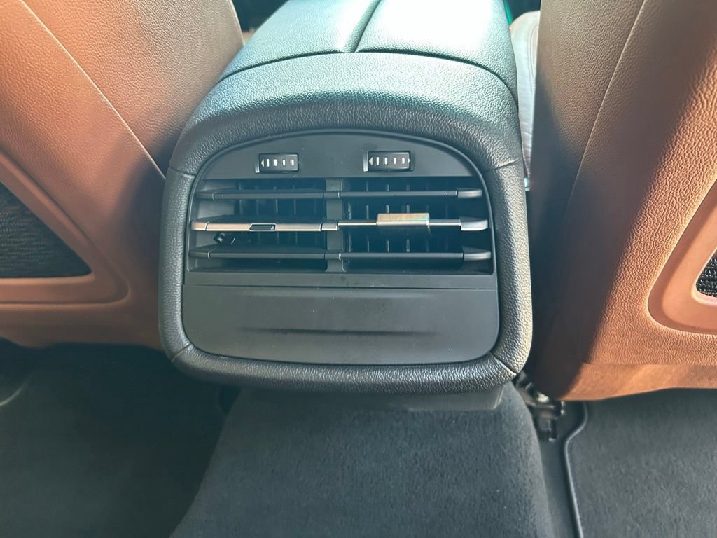 Used 2014 Maserati Ghibli RWD image 31