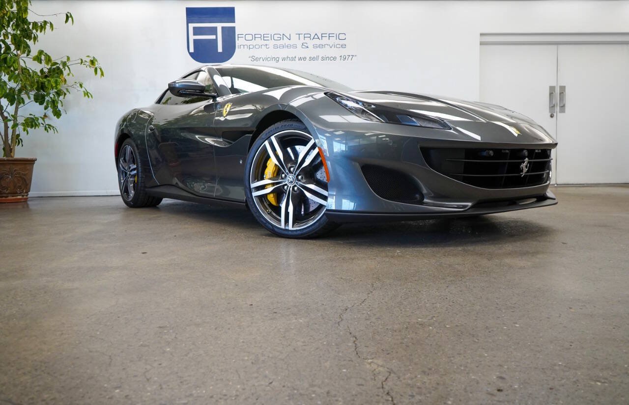 Used 2019 Ferrari Portofino RWD image 56