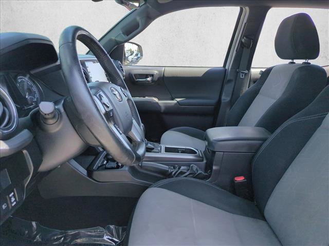 Certified 2020 Toyota Tacoma TRD Off-Road AWD/4WD image 15