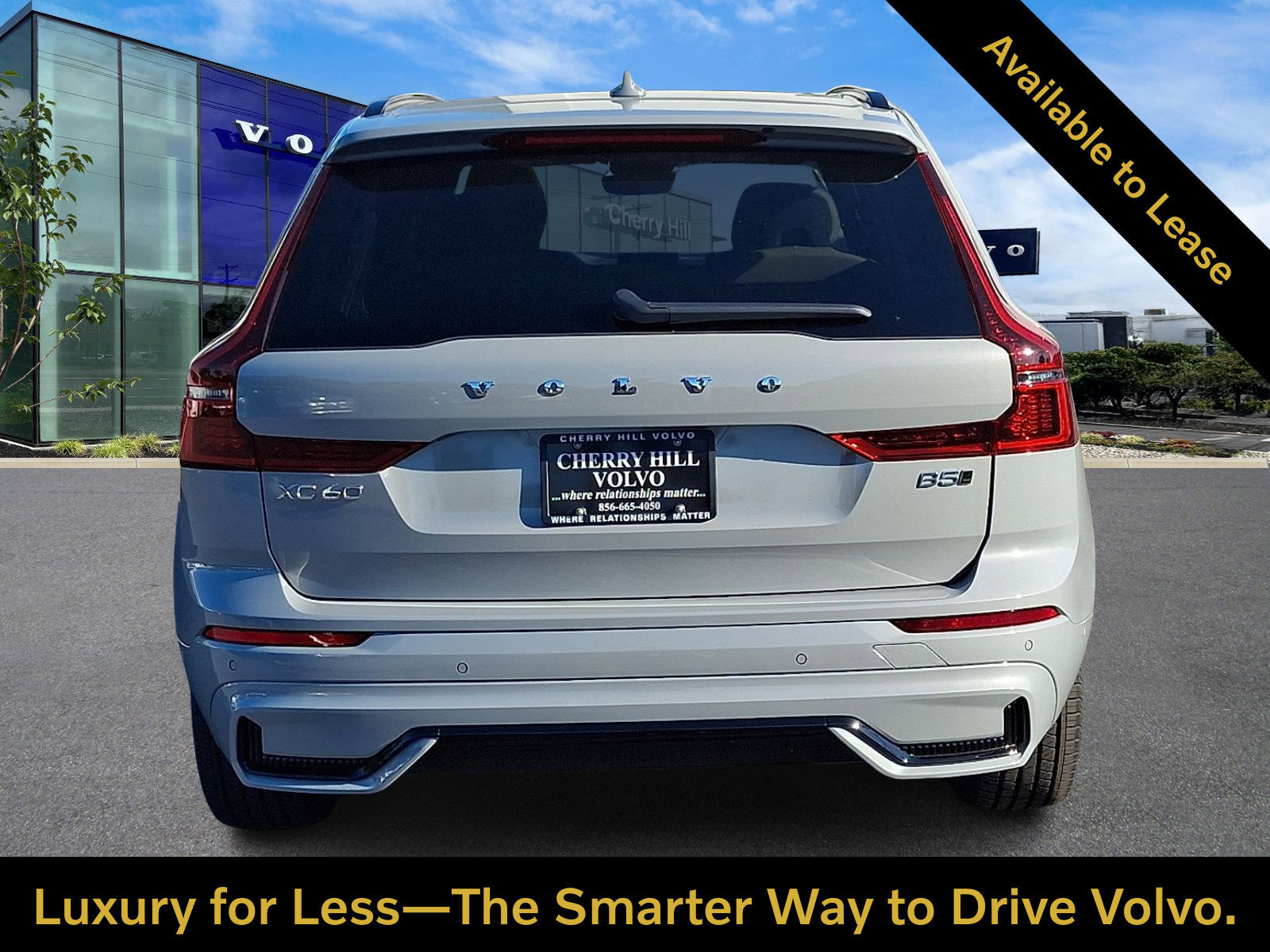 Certified 2026 Volvo XC60 B5 Plus w/ Climate Package AWD/4WD image 5