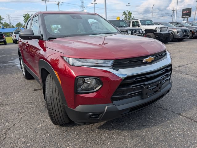 Used 2023 Chevrolet TrailBlazer LS AWD/4WD image 11