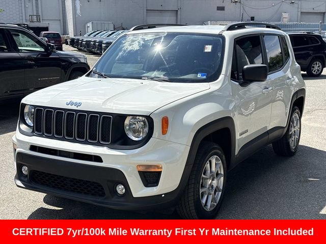 Used 2022 Jeep Renegade Latitude AWD/4WD image 6