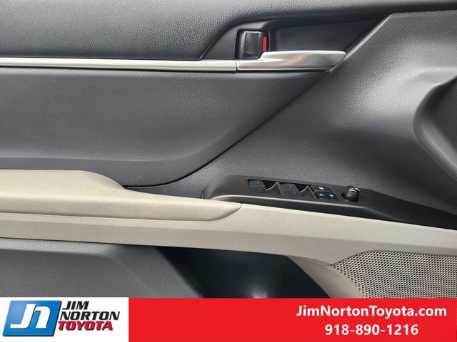 Used 2023 Toyota Camry LE FWD image 24
