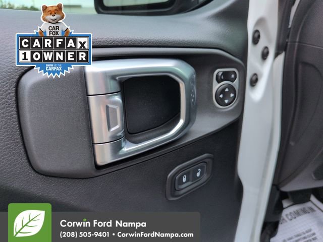 Used 2018 Jeep Wrangler Unlimited Rubicon AWD/4WD image 11