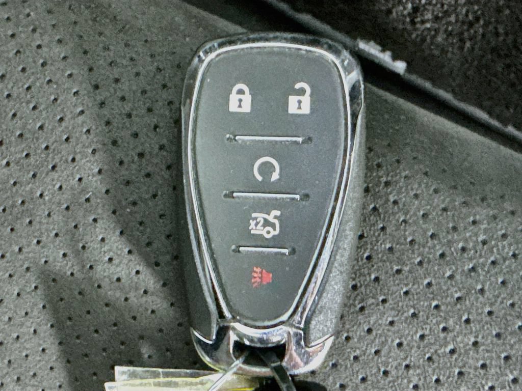 Used 2023 Chevrolet Camaro LT w/ Technology Package RWD image 35
