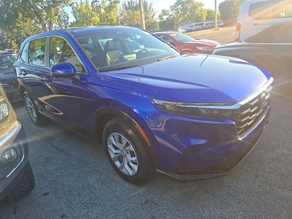 Used 2024 Honda CR-V LX image 1