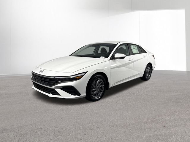 Used 2025 Hyundai Elantra Hybrid