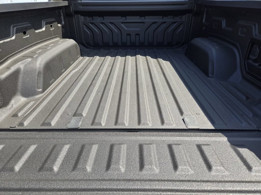 New 2026 Chevrolet Silverado EV LT AWD/4WD image 23