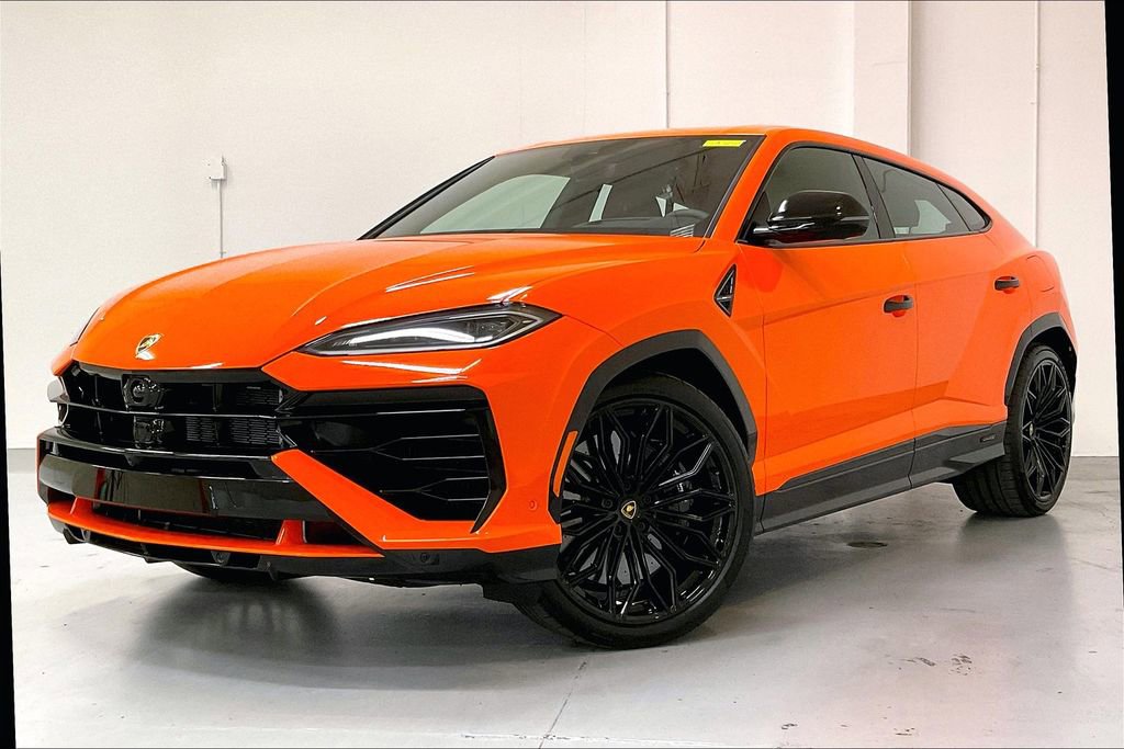 Used 2025 Lamborghini Urus SE image 3