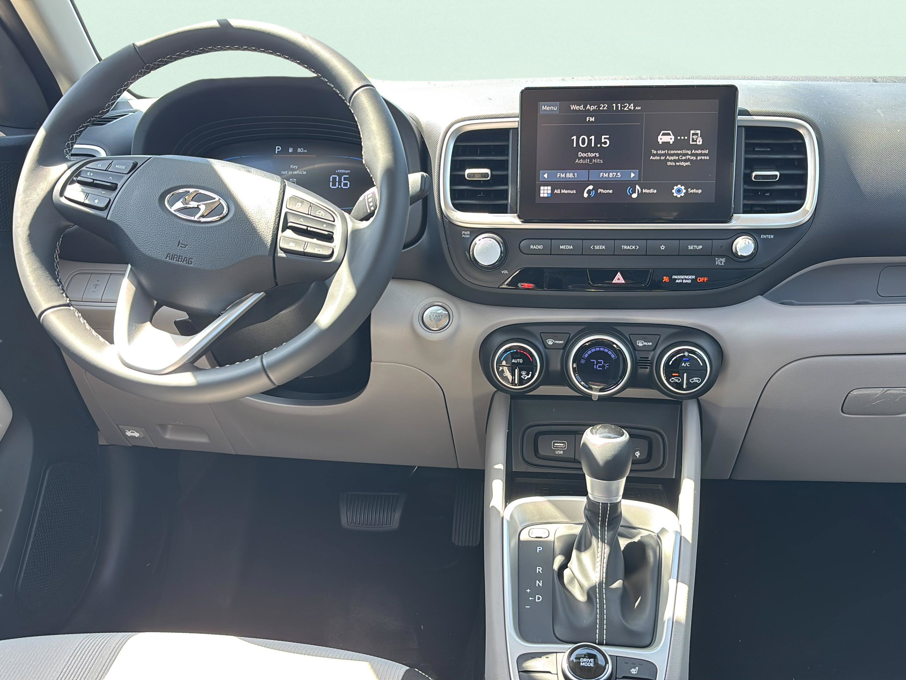 New 2026 Hyundai Venue SEL FWD image 10