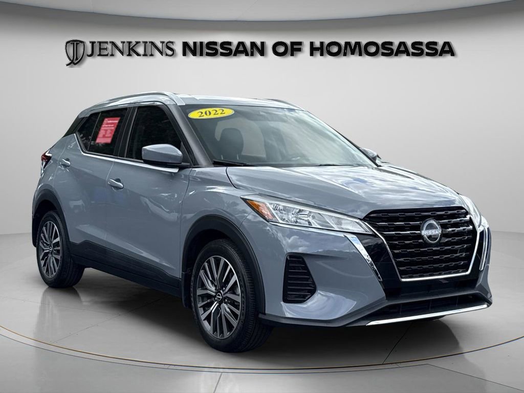 Certified 2022 Nissan Kicks SV image 1