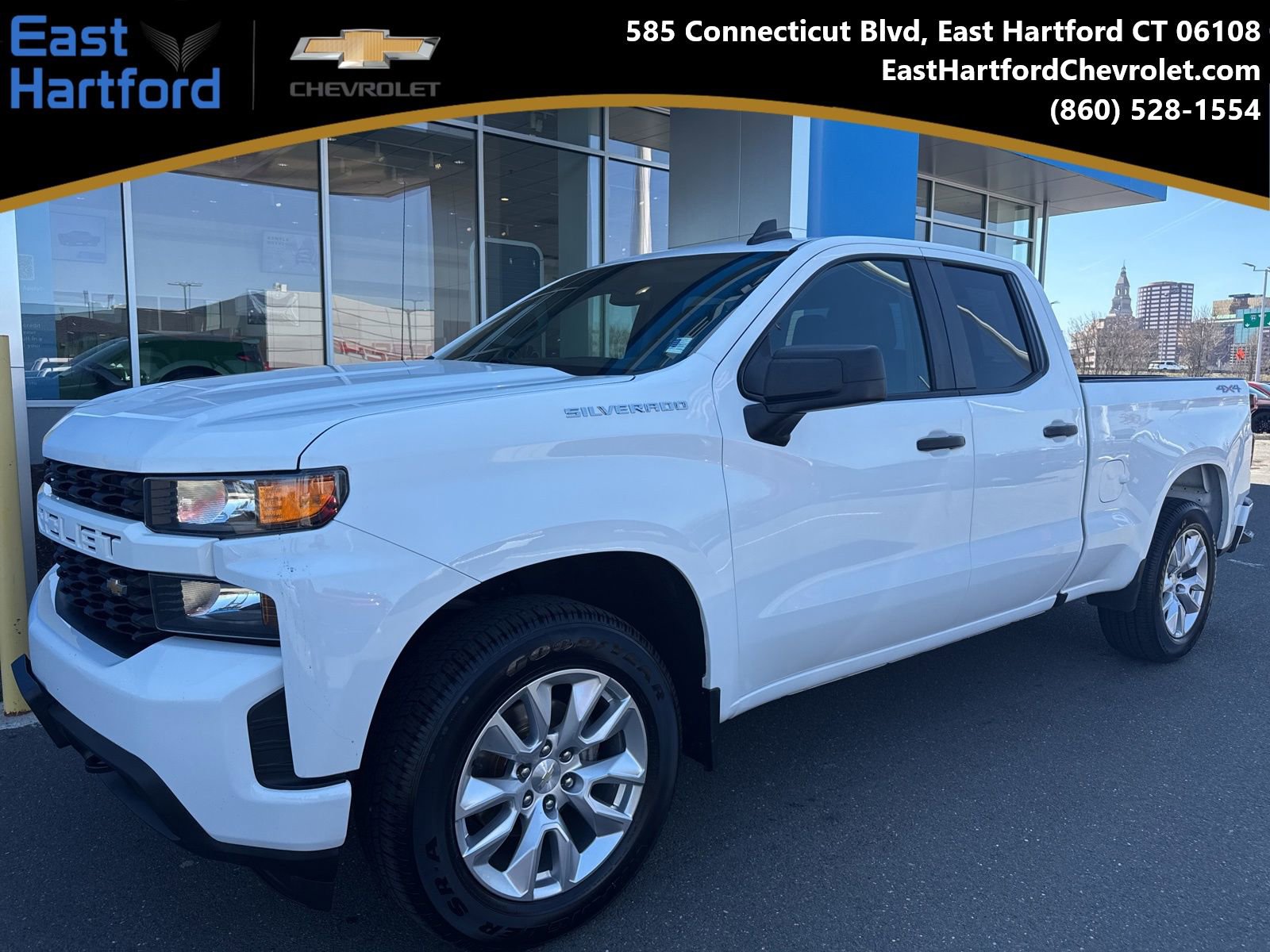 Used 2021 Chevrolet Silverado 1500 Custom image 1