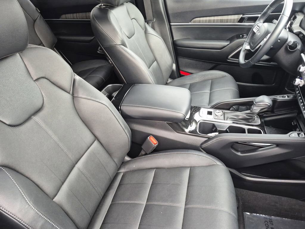 Certified 2025 Kia Telluride EX image 20