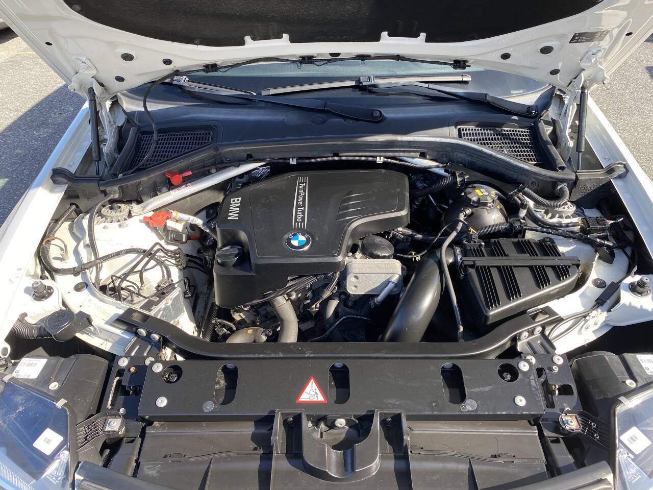 Used 2016 BMW X3 xDrive28i AWD/4WD image 30