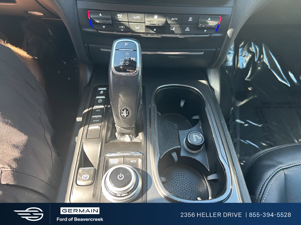 Used 2021 Maserati Ghibli S Q4 AWD/4WD image 17