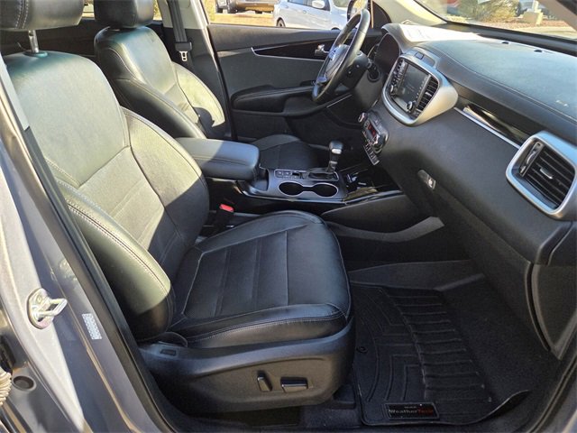Used 2020 Kia Sorento SX image 16