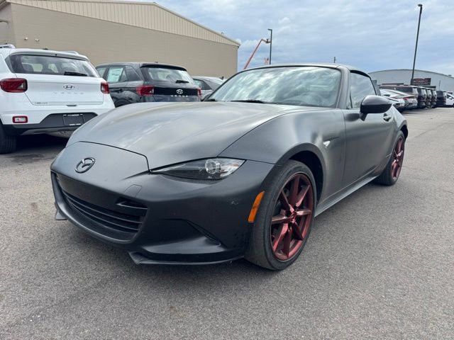 Used 2017 MAZDA MX-5 Miata RF Grand Touring image 2