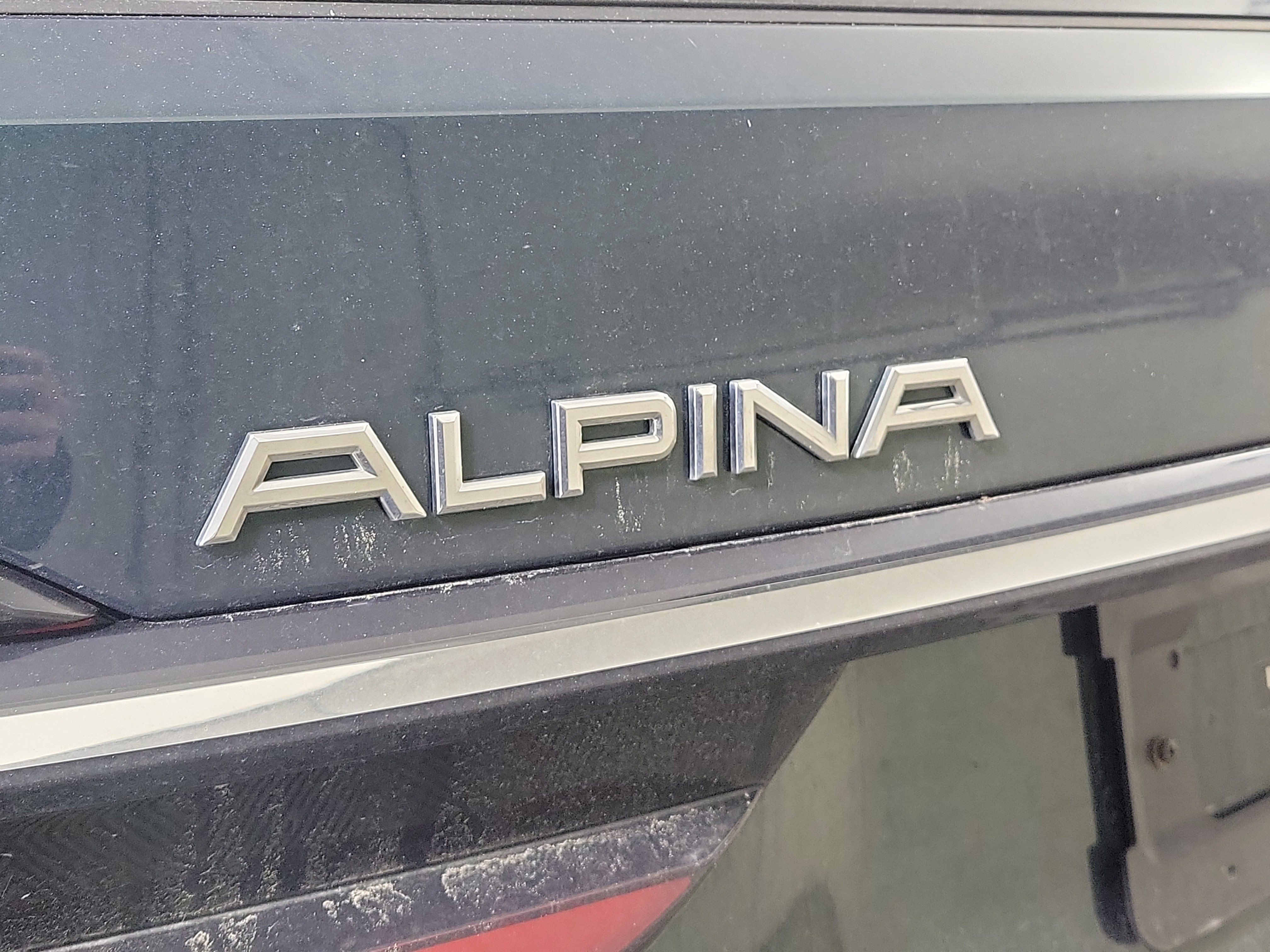 Certified 2023 BMW ALPINA XB7 image 8