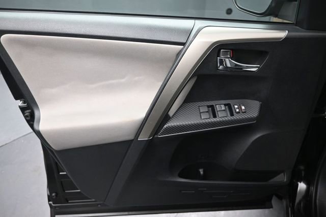 Used 2014 Toyota RAV4 XLE FWD image 20