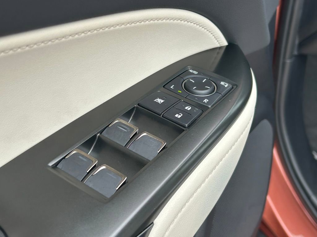 Used 2025 Lexus NX 350h AWD w/ Accessory Package (2T) image 22