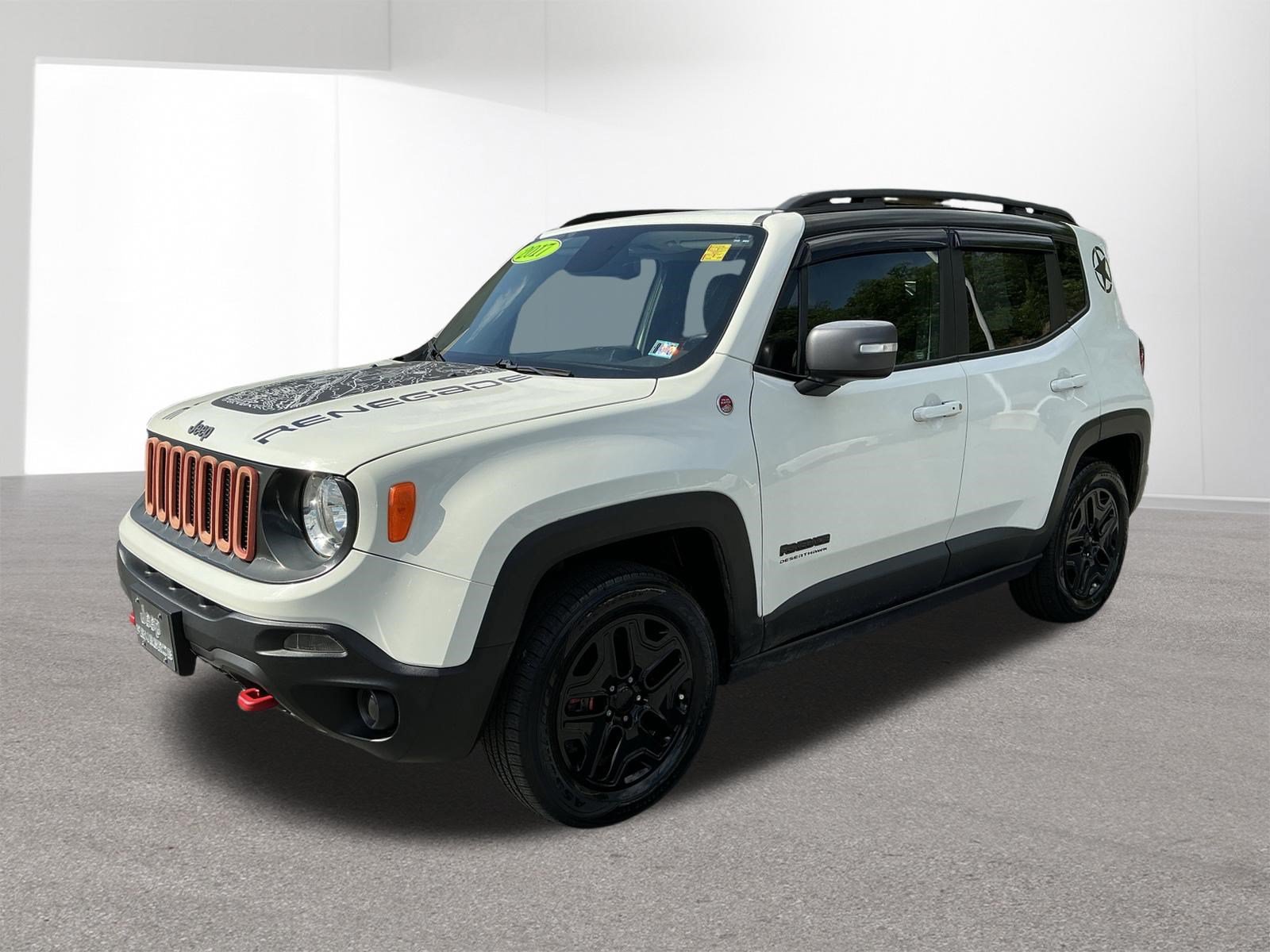 Used 2017 Jeep Renegade Trailhawk AWD/4WD image 7