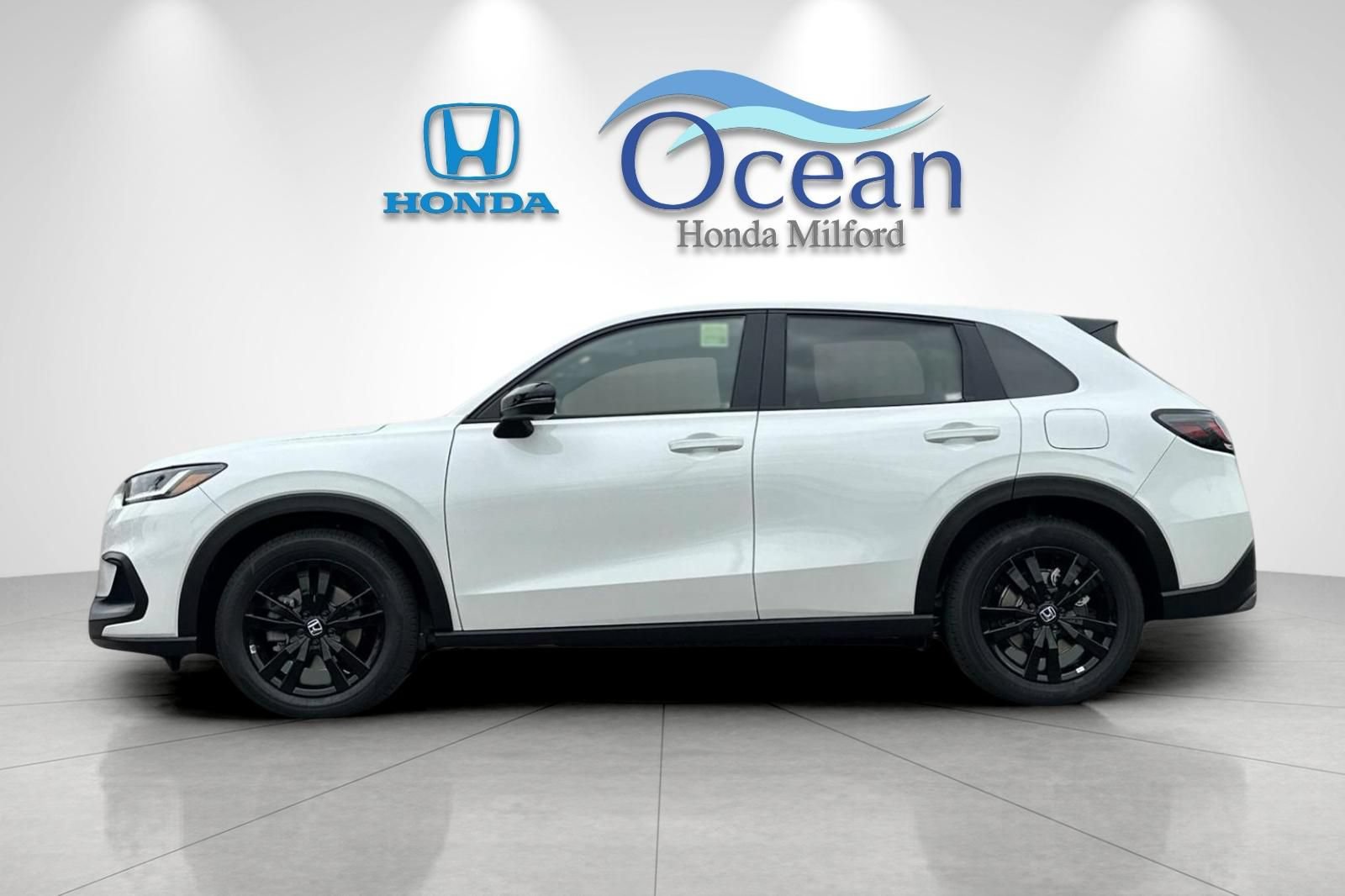 New 2027 Honda HR-V Sport image 2