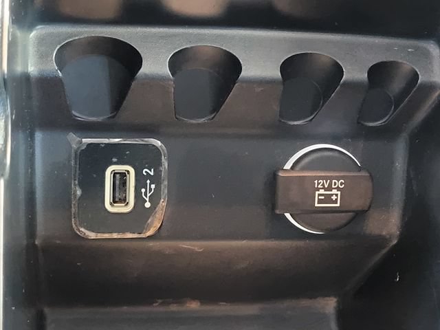 Used 2019 Jeep Cherokee Limited FWD image 14