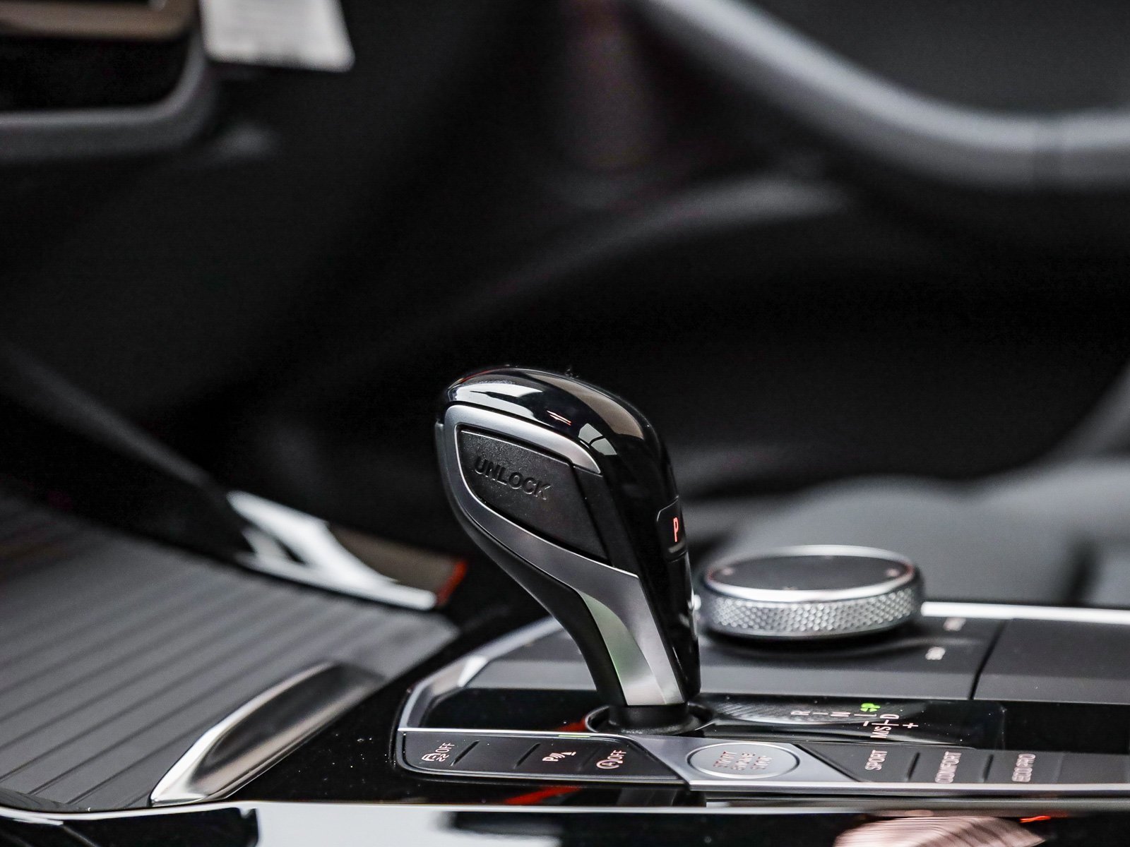 Used 2024 BMW X3 sDrive30i w/ Premium Package w/ZPA image 25