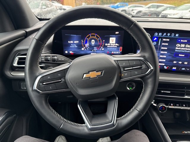 Used 2025 Chevrolet Traverse LT image 23