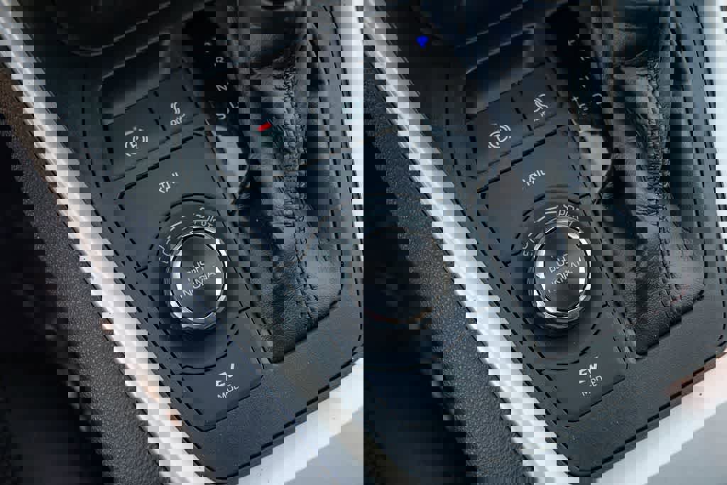 Used 2023 Toyota RAV4 LE image 20