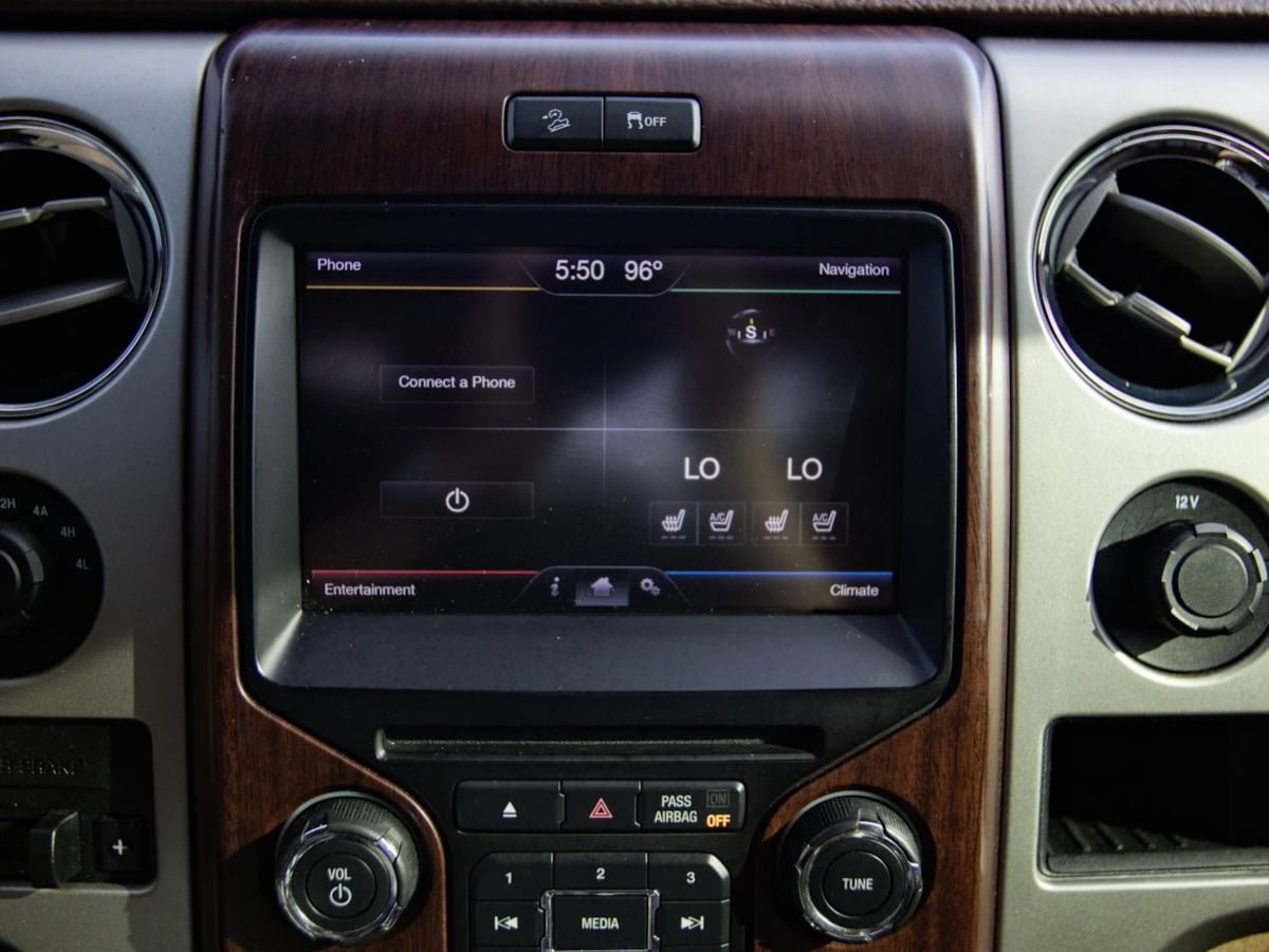 Used 2013 Ford F150 King Ranch w/ King Ranch Luxury Pkg AWD/4WD image 36